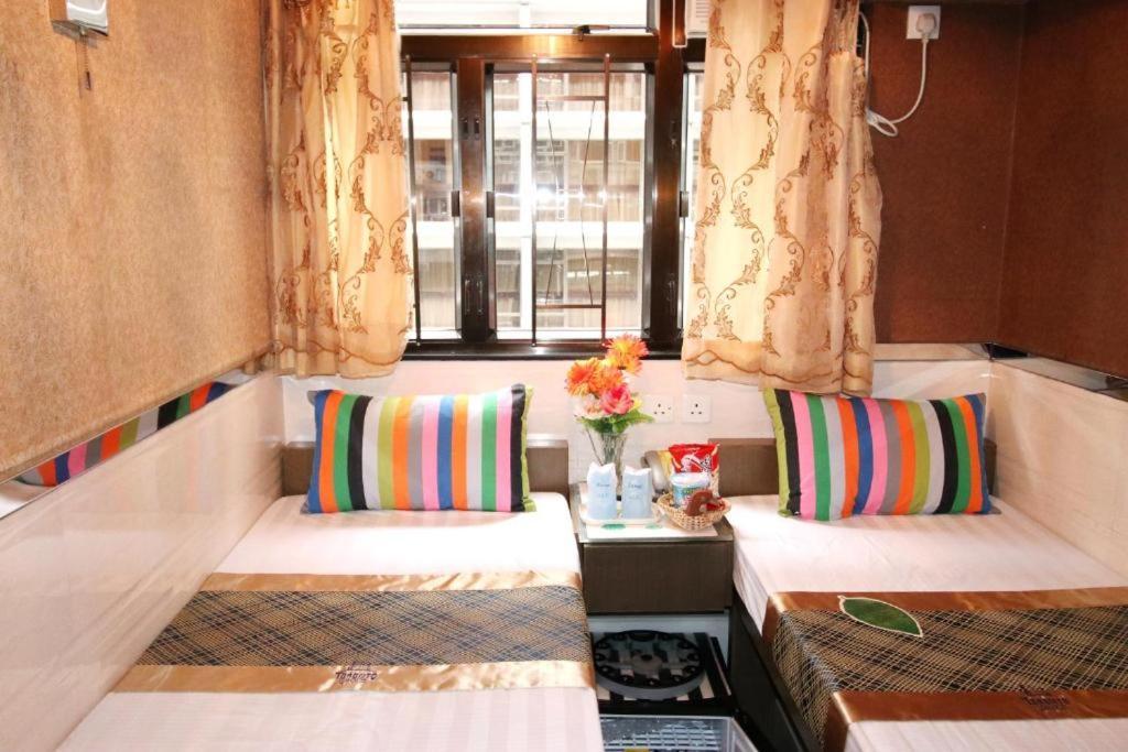Toronto Motel Hongkong Bagian luar foto
